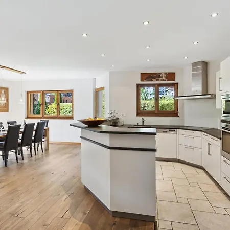 The By Mrs Miggins 4*