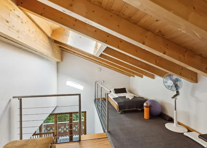 The By Mrs Miggins 4*