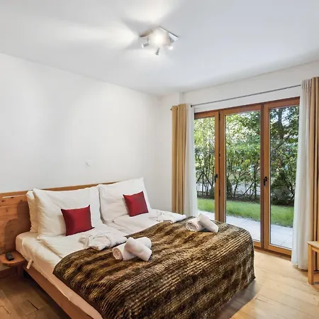 The By Mrs Miggins Apartmanhotel